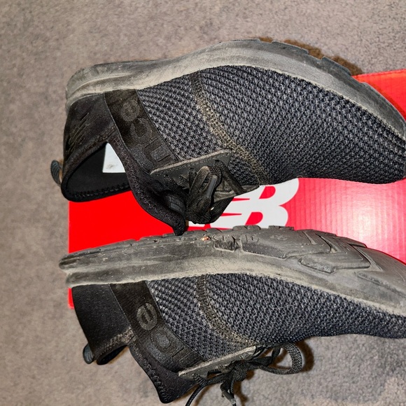 Black new balance fuelCore Nergize V1 Sneaker 7.5- - Picture 6 of 6